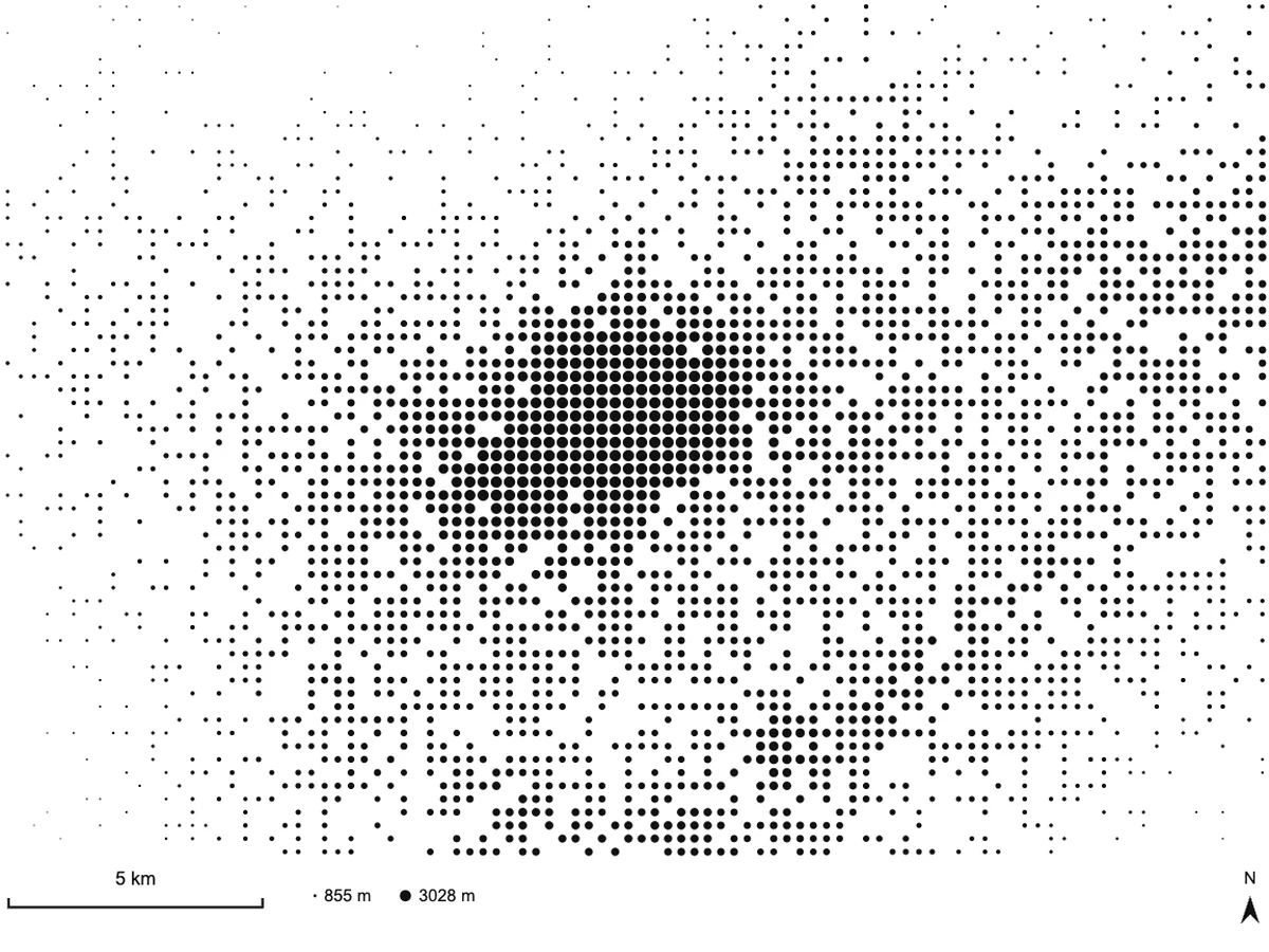 Teide in black dots on white, with a scale bar, a dot-size legend and a north arrow